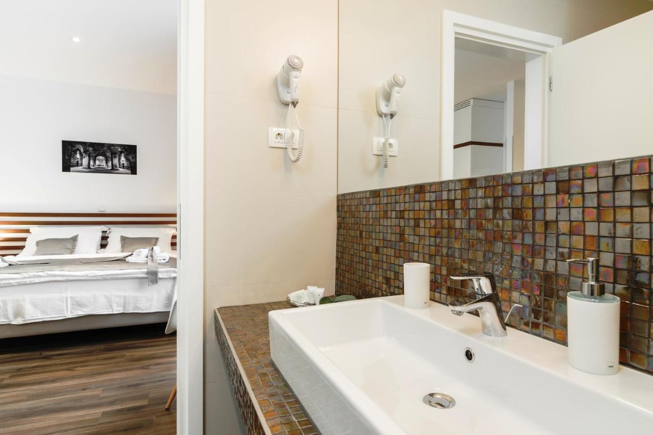 Prima Luxury Couette-café 4*